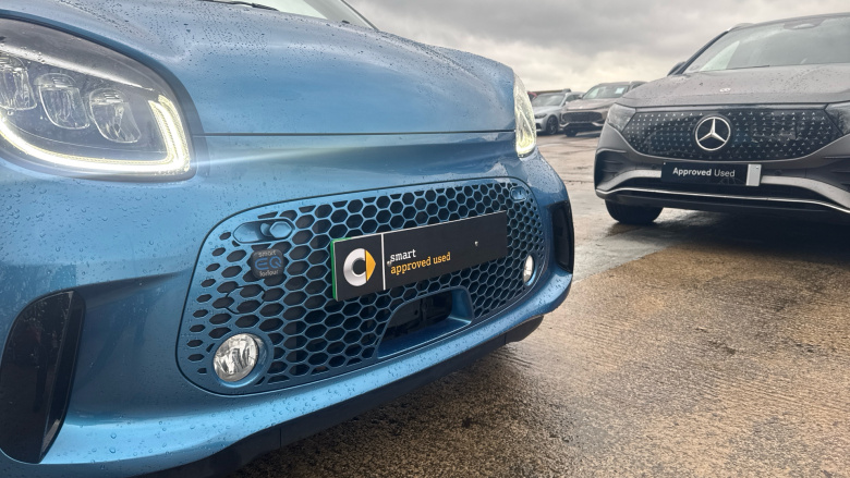 Smart EQ forfour hatchback 60kW EQ Exclusive 17kWh 5dr Auto [22kWch] Electric Hatchback